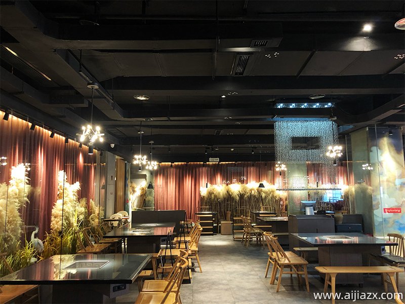 餐廳設(shè)計色彩運用很重要